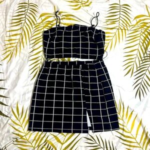 2 piece black and white set. Very cute!!